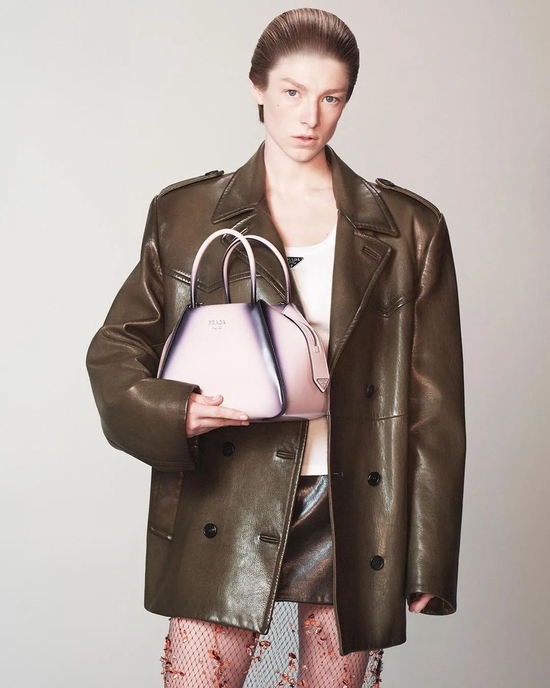Prada Supernova_女明星用的包包_Celine Soft 16 bag