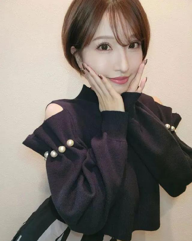 梦实香苗 短发女神 天生气场_娱乐圈10大短发女神