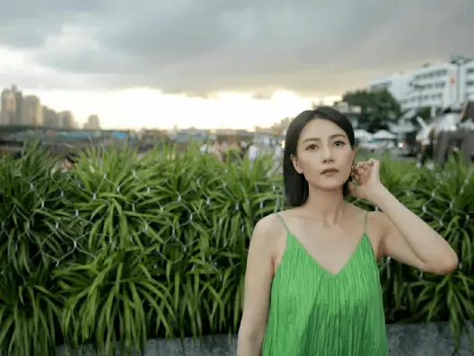 清醒演员_低调女明星_女明星整容吗