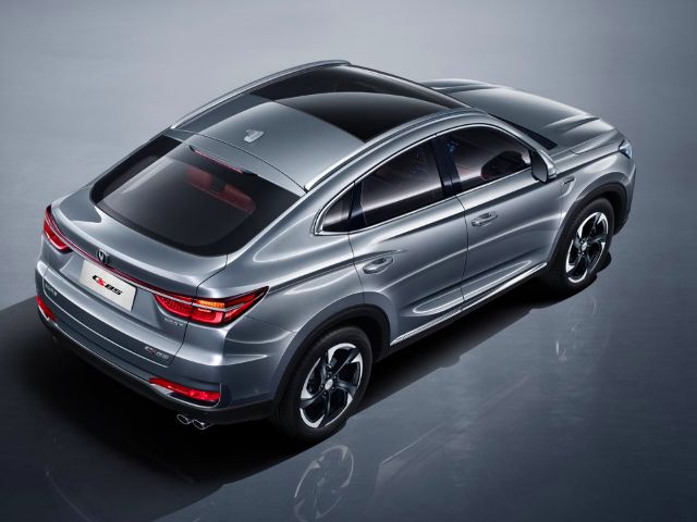 长安CS85轿跑SUV_国产又美又漂亮的SUV17173_15万内最漂亮的国产SUV
