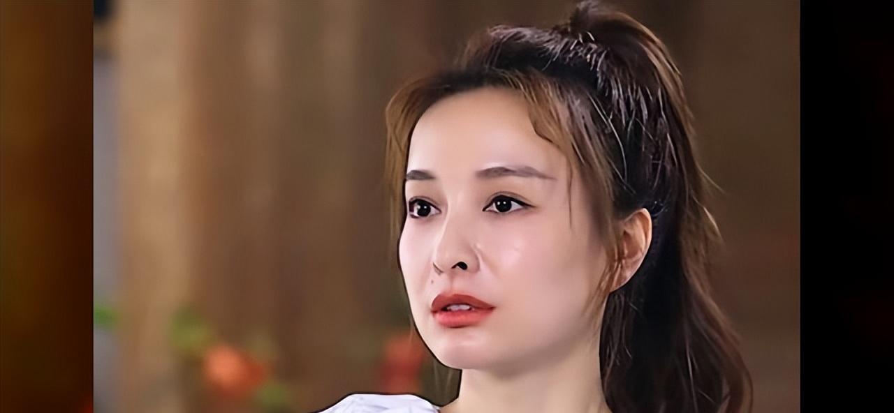 杨幂挖鼻孔_娱乐圈马虎明星_娱乐圈谁狐臭