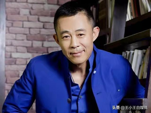 侯勇王瑞老夫少妻年龄差_娱乐圈夫妇年龄差距_李亚鹏海哈金喜结婚年龄差