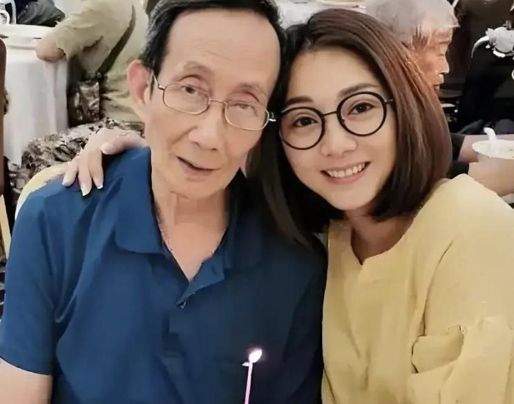 香港女明星三级_颜仟汶 早年经历_颜仟汶 转型三级片