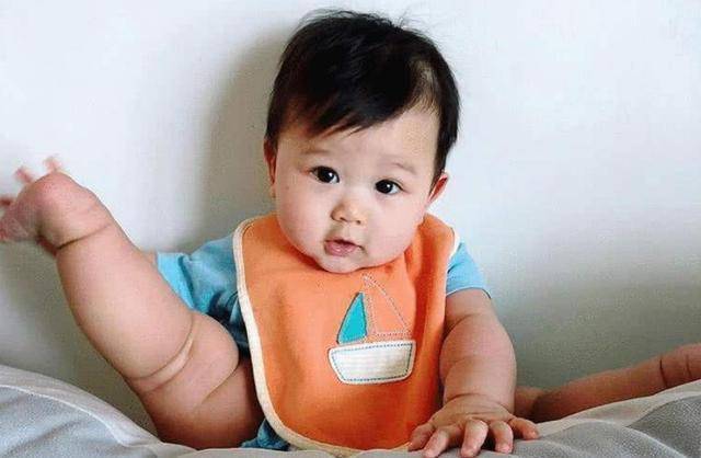 赵丽颖生儿子_刘诗诗生宝宝_女明星 顺产