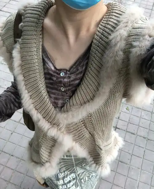 怀孕女明星大肚照_真实治愈孕肚美学_吉娜孕肚照