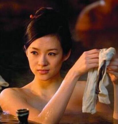 刘亦菲沐浴戏份分析_女明星剧中沐浴戏份_女明星的洗澡图片
