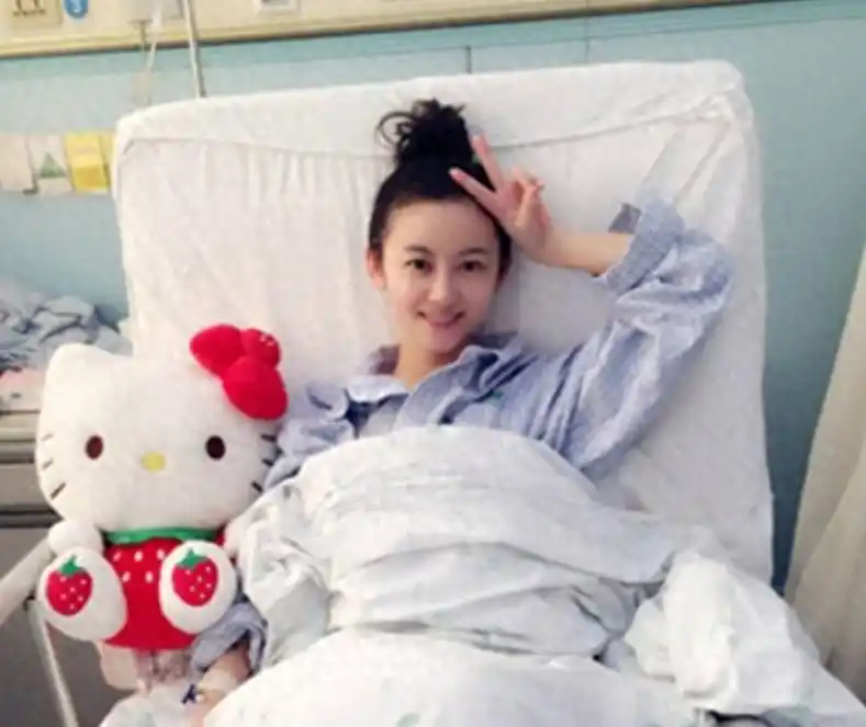女演员英年早逝 娱乐圈红颜薄命 娱乐圈女演员意外离世_女明星死了几个