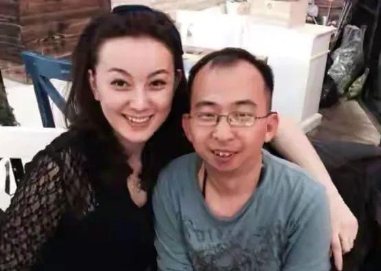 娱乐圈最丑男_美女野兽组合 娱乐圈丑男美女恋爱故事 娱乐圈颜值与才华反差情侣