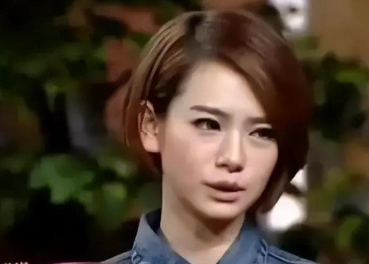 内幕娱乐圈_娱乐圈黑幕曝光_娱乐圈潜规则