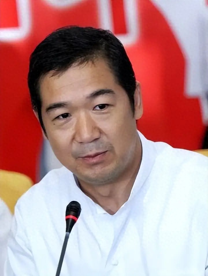 张国立儿子张默吸毒事件_张国立 娱乐圈大佬_张国立儿子张默现状