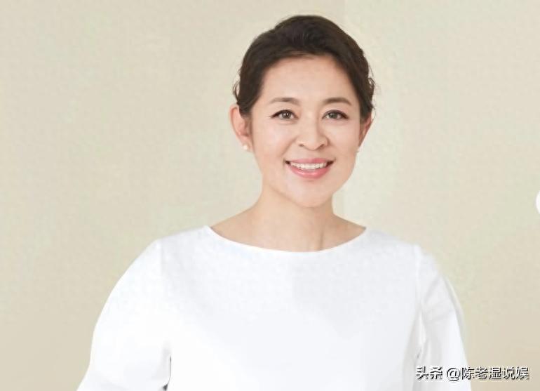 离婚后只字不提前妻，看到王文澜至今未婚，才懂他们不是一类人