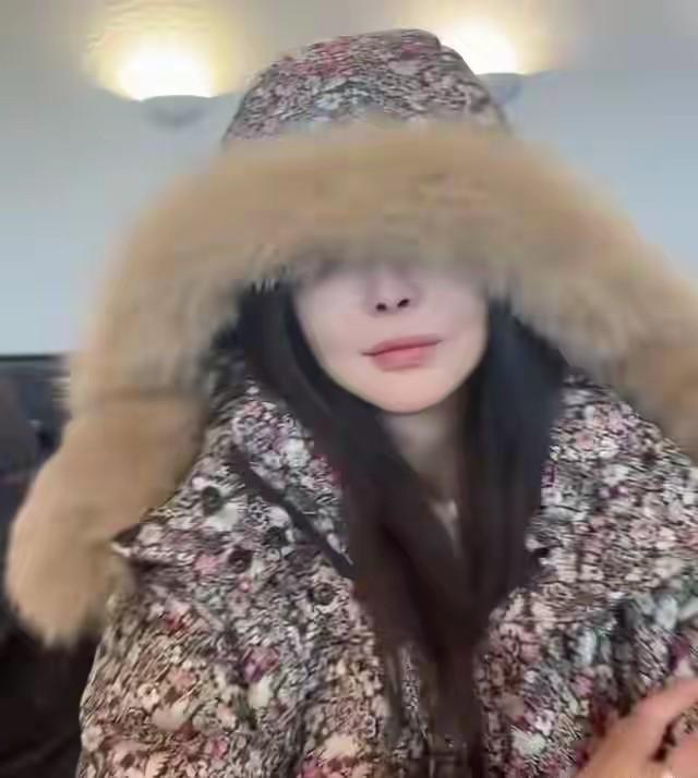 王祖贤为什么退出娱乐圈_王祖贤抖音七秒视频_岁月痕迹对比小倩
