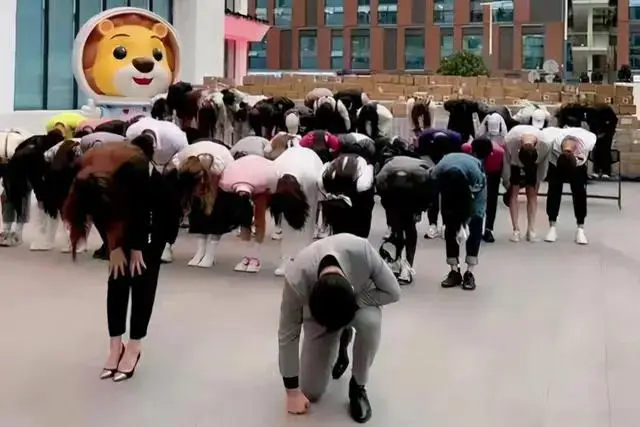 网红八卦糗事辛巴图片高清大图-_辛巴 带货主播 封号解封