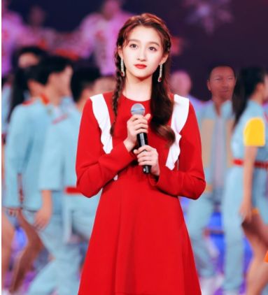 关晓彤母亲李君_娱乐圈父女关晓彤_关晓彤家庭背景