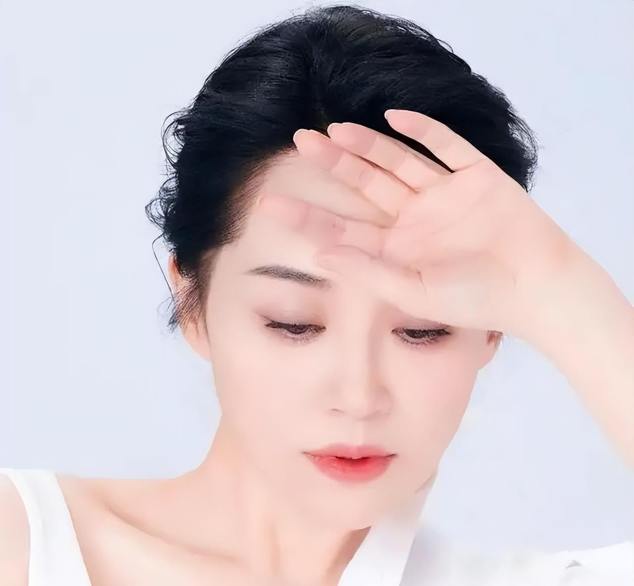 51岁女明星气质_明星最老的女明星_50岁女明星保养
