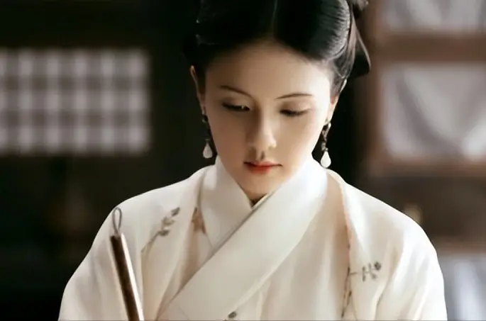 强捧不红 资源咖 演员演技_女明星 小鲜肉