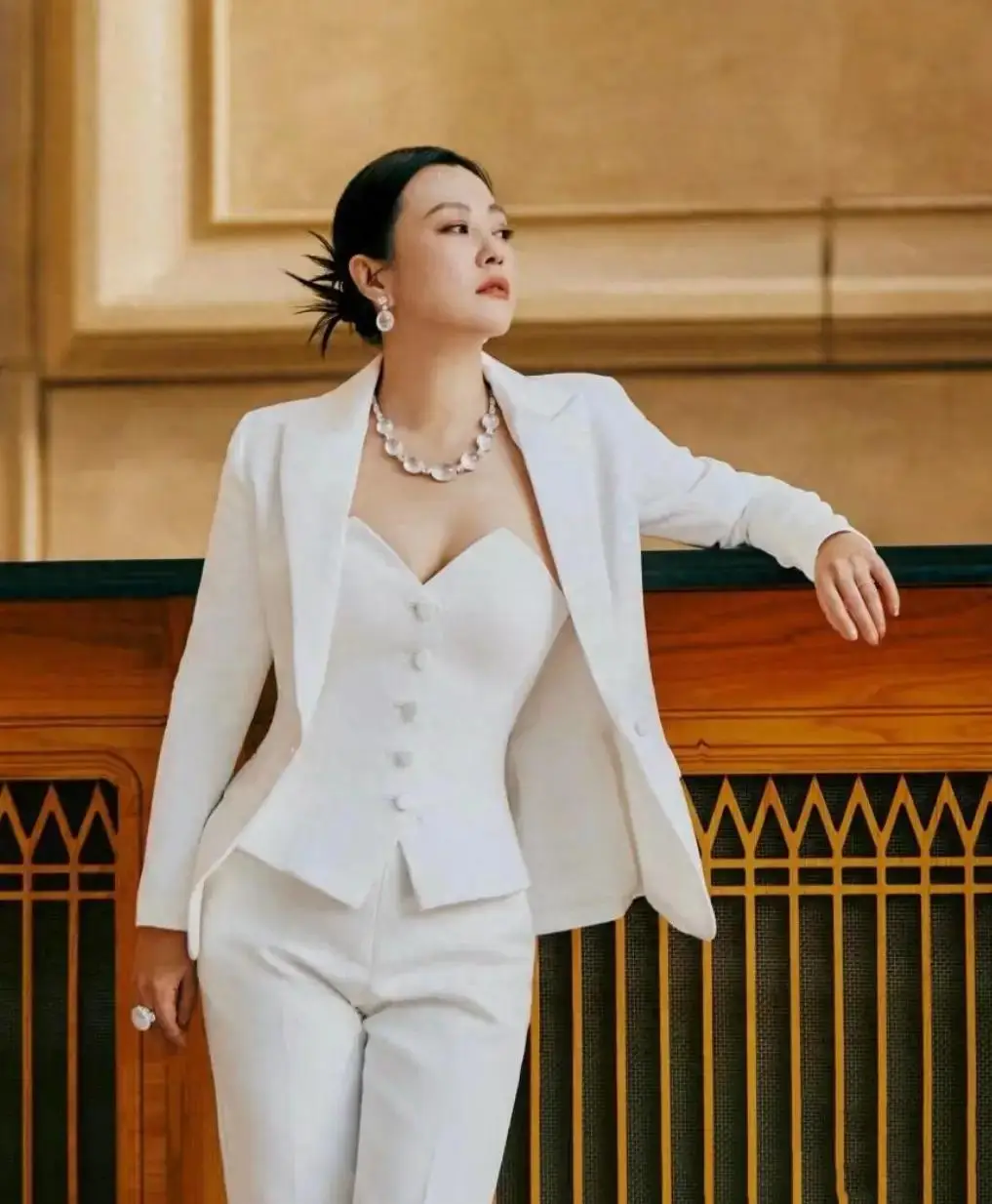 惊艳女明星_女明星婚姻故事_女明星感情经历