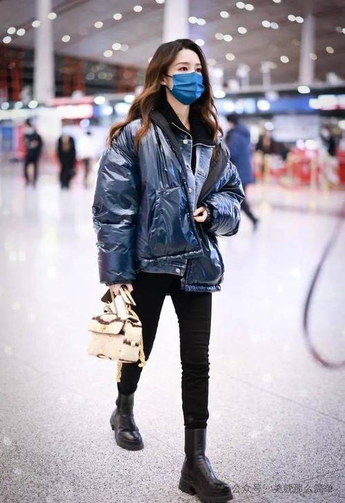 女明星冬季街拍图片_冬季街拍穿搭_冬季街拍2020