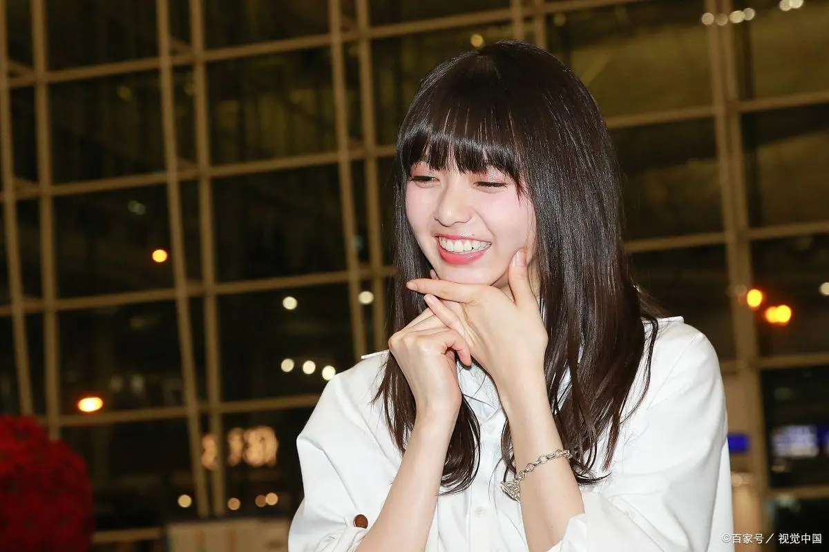 滨边美波 日本新生代女演员演技 广濑铃 日本新生代女演员演技 永野芽郁 日本新生代女演员演技_日本女明星大全